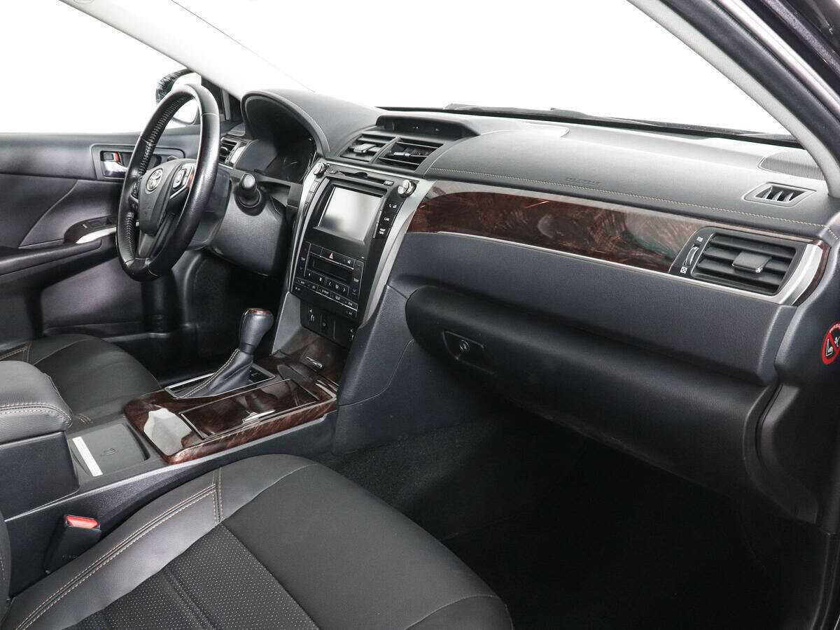 Купить Toyota Camry с пробегом. Фото: #5