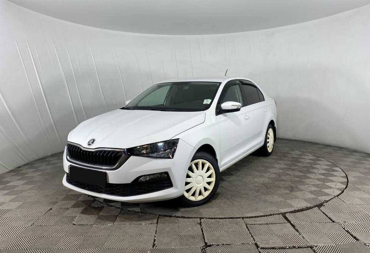 Купить Skoda Rapid с пробегом. Посмотреть фото