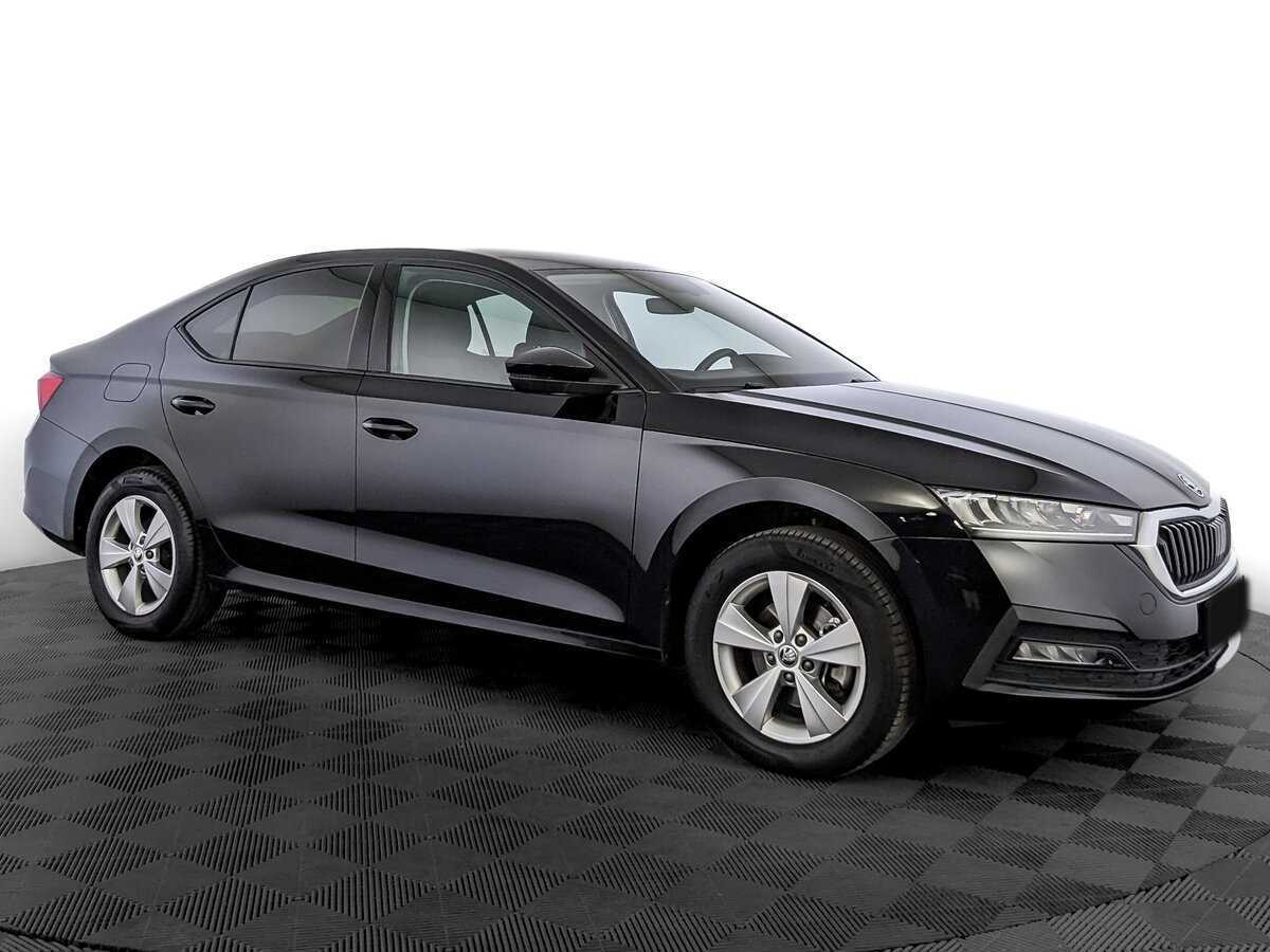 Купить Skoda Octavia с пробегом. Фото: #2