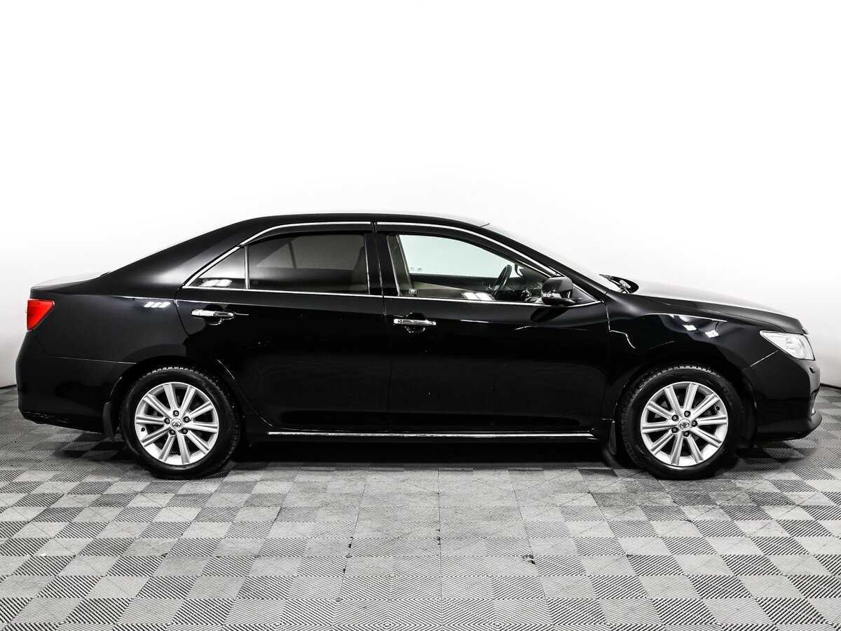 Купить Toyota Camry с пробегом. Фото: #3
