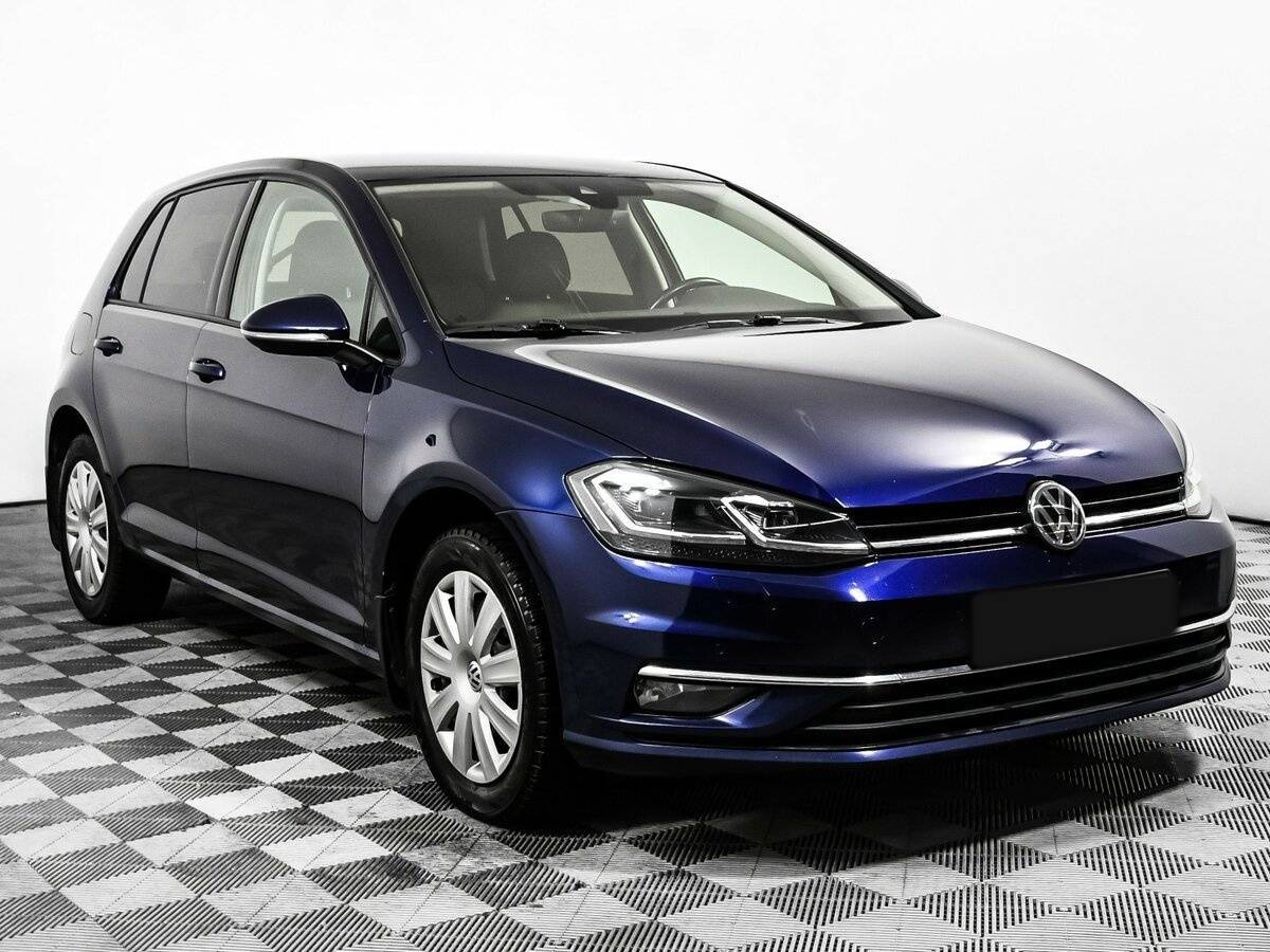Купить Volkswagen Golf с пробегом. Фото: #2