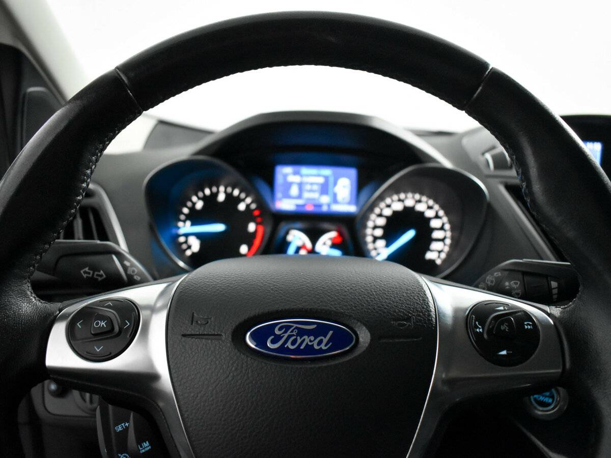 Купить Ford Kuga с пробегом. Фото: #16