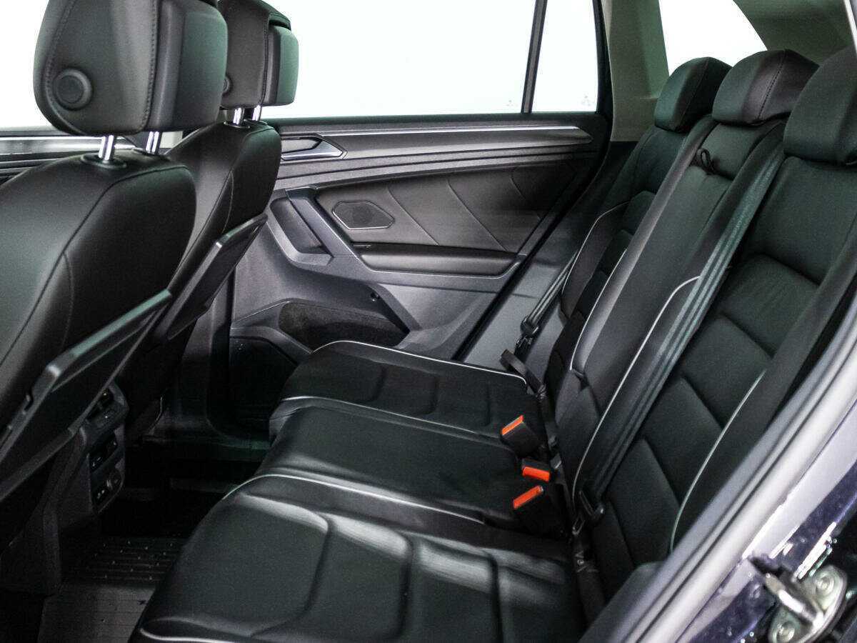 Купить Volkswagen Tiguan с пробегом. Фото: #9