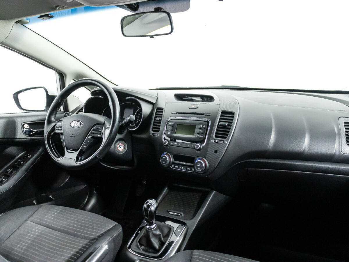 Купить Kia Cerato с пробегом. Фото: #8