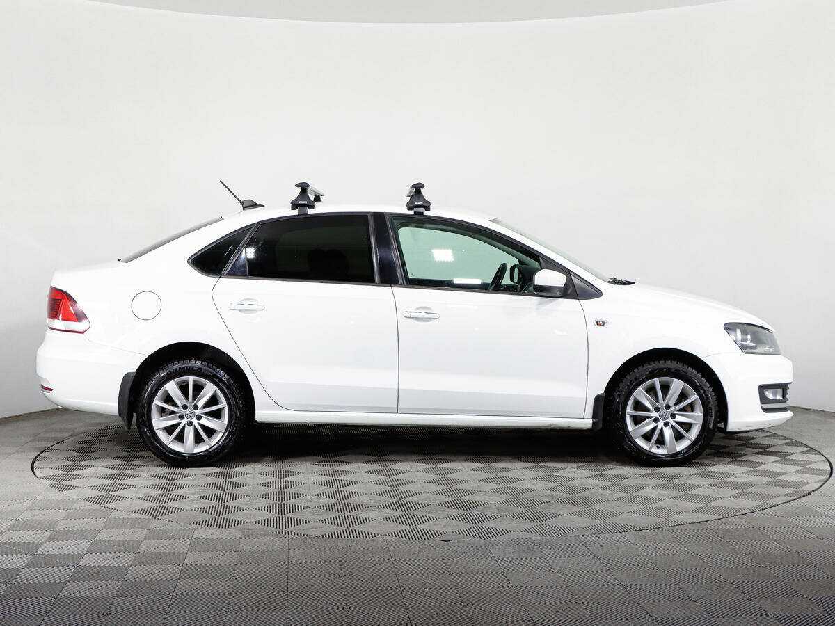 Купить Volkswagen Polo с пробегом. Фото: #3