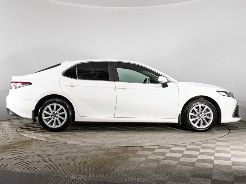 Купить Toyota Camry с пробегом. Фото: #3