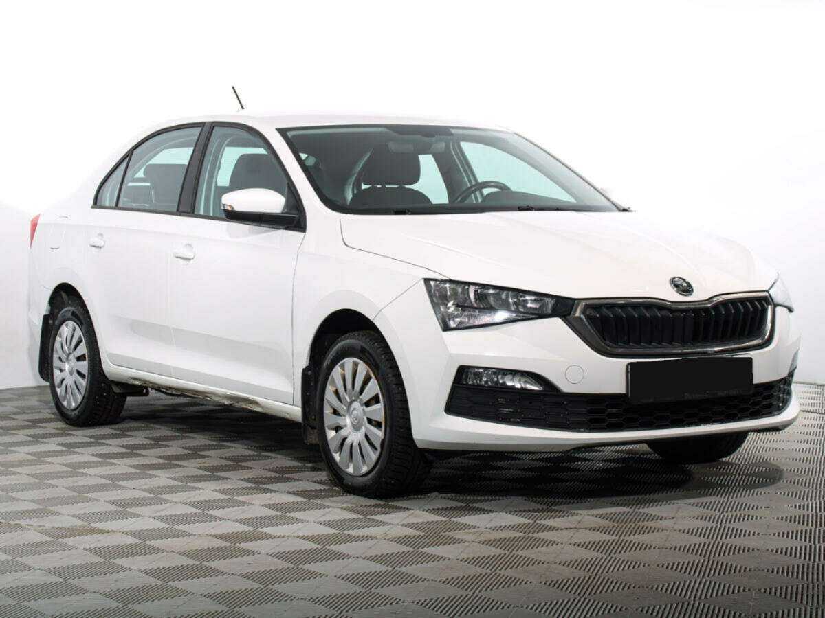 Купить Skoda Rapid с пробегом. Фото: #2
