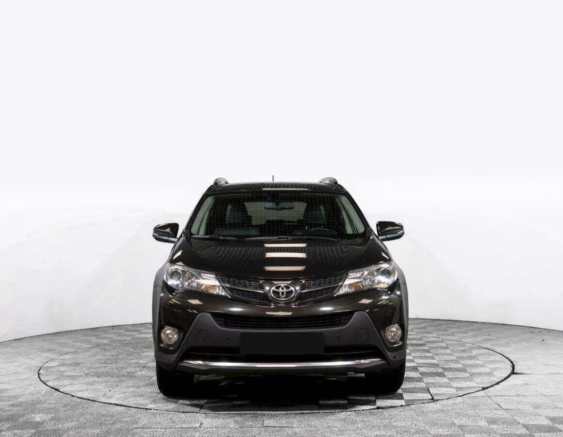Купить Toyota RAV4 с пробегом. Посмотреть фото
