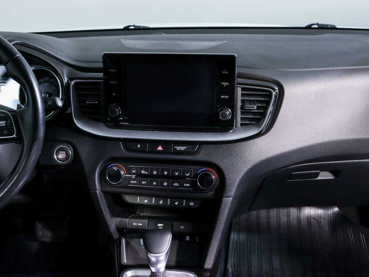 Купить Kia XCeed с пробегом. Фото: #10