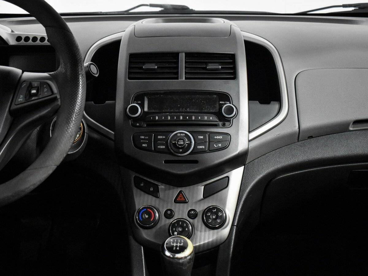 Купить Chevrolet Aveo с пробегом. Фото: #12