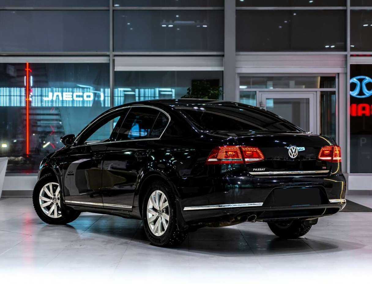 Купить Volkswagen Passat с пробегом. Фото: #5