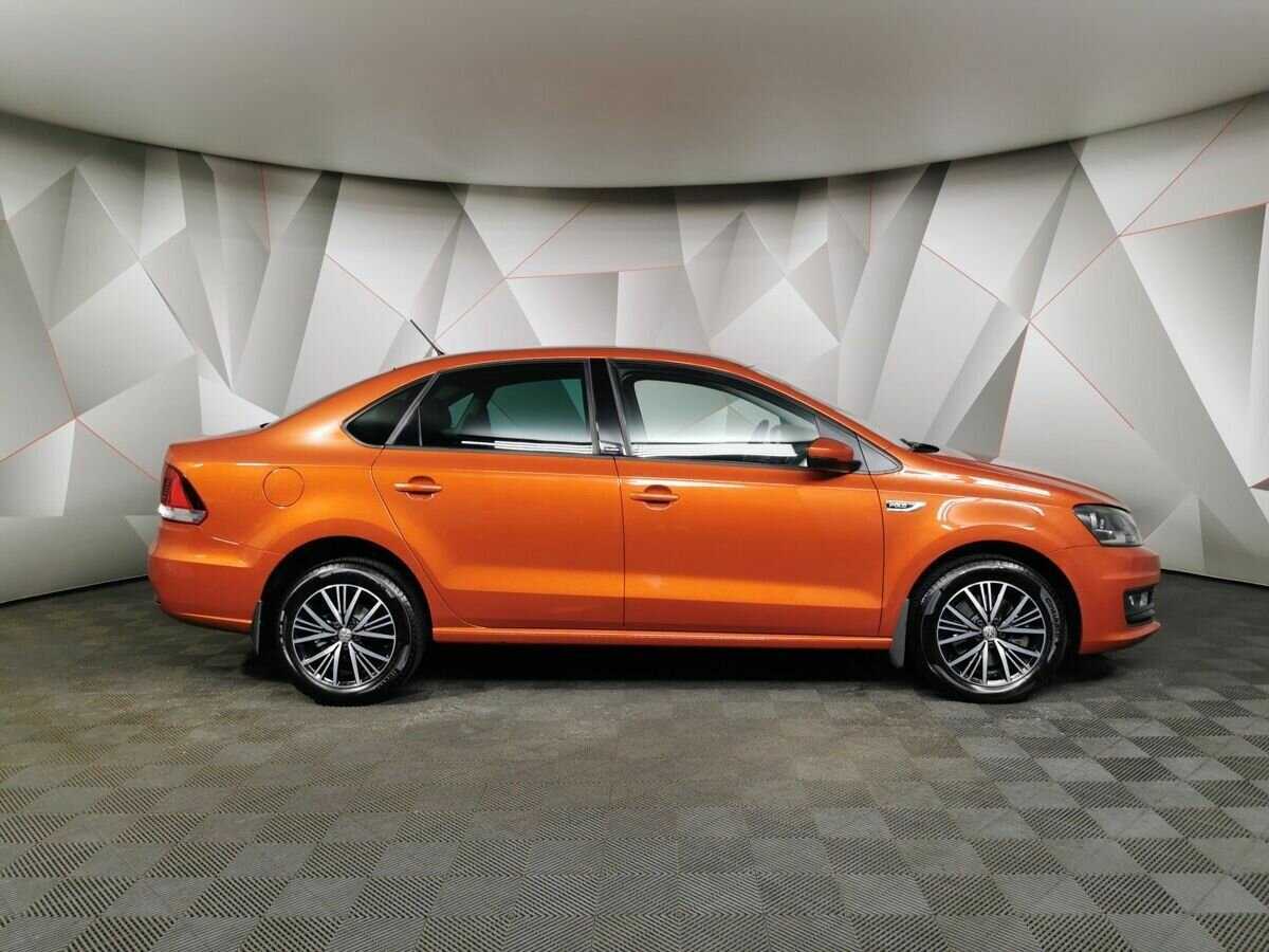 Купить Volkswagen Polo с пробегом. Фото: #5