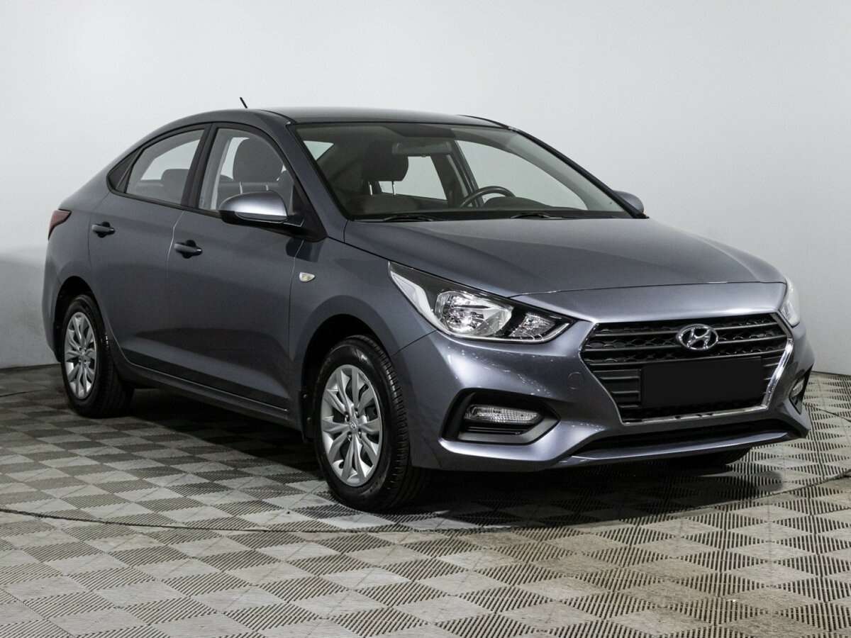 Купить Hyundai Solaris с пробегом. Фото: #2