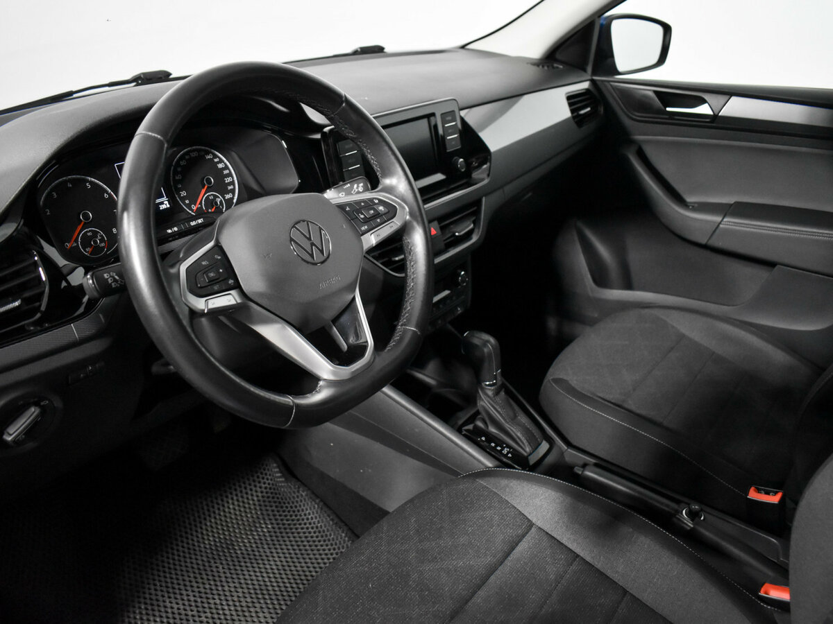 Купить Volkswagen Polo с пробегом. Фото: #8