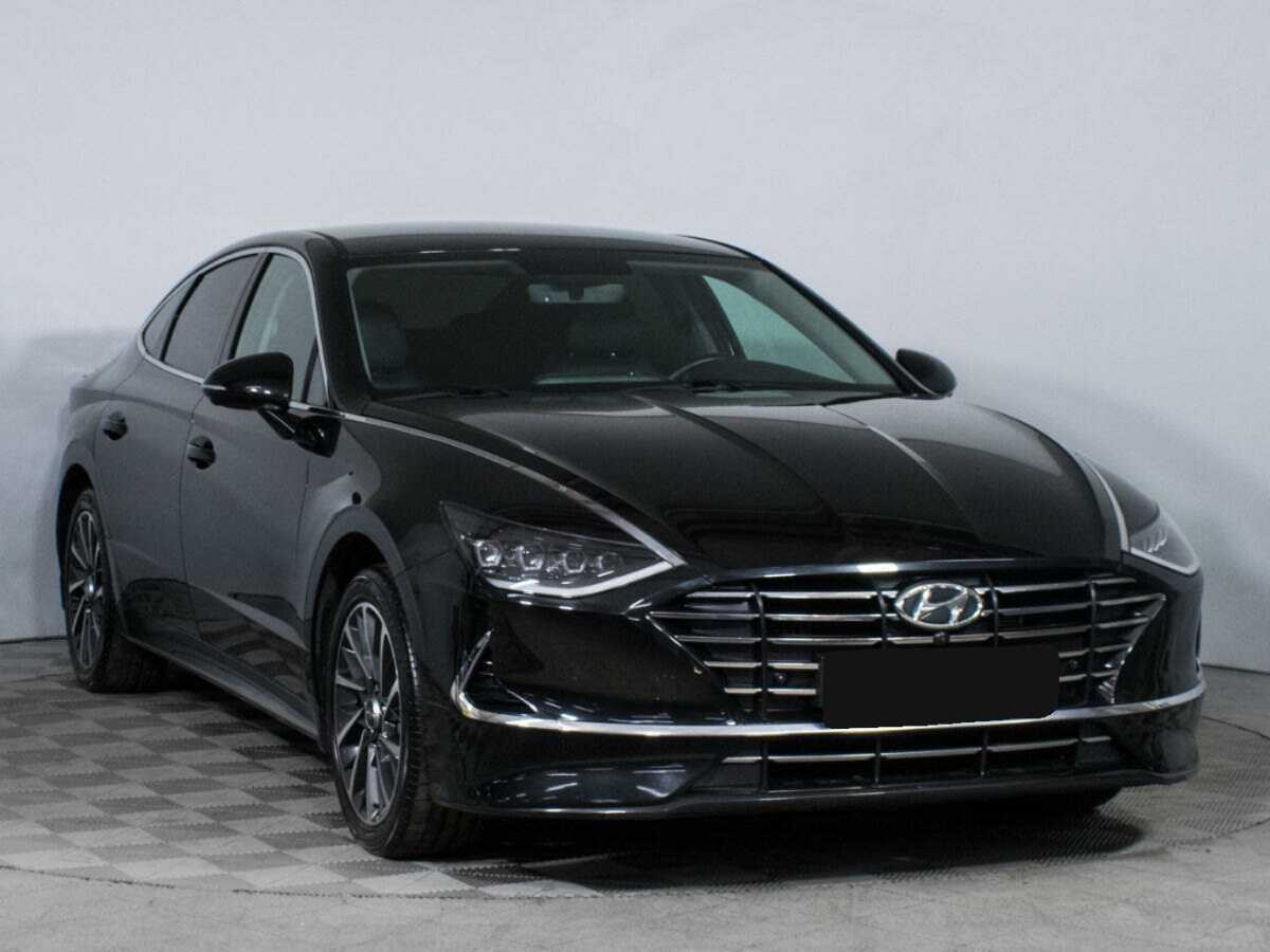 Купить Hyundai Sonata с пробегом. Фото: #2