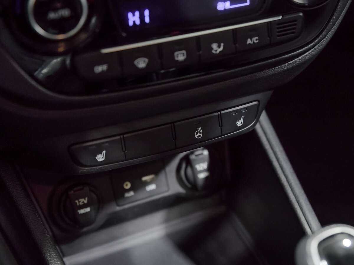 Купить Hyundai Solaris с пробегом. Фото: #10