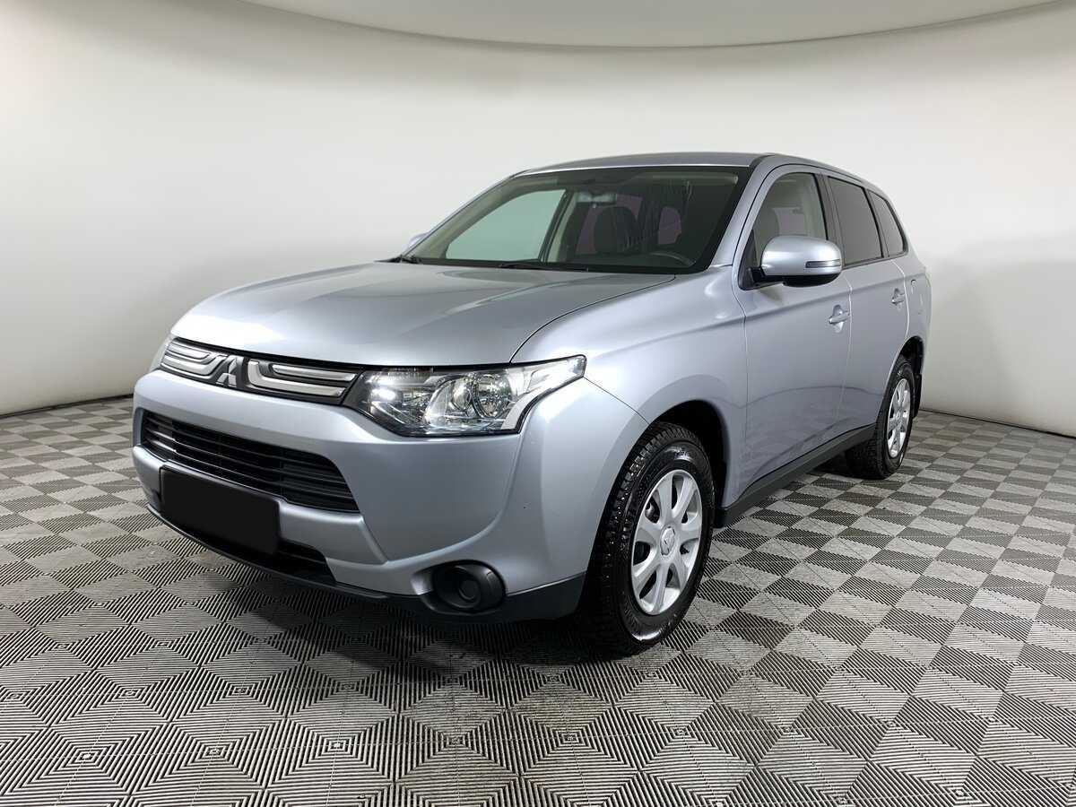 Купить Mitsubishi Outlander с пробегом. Посмотреть фото