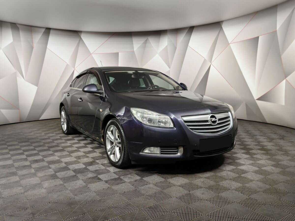 Купить Opel Insignia с пробегом. Фото: #2