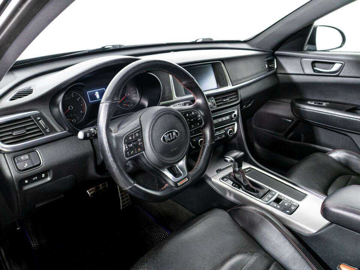 Купить Kia Optima с пробегом. Фото: #10