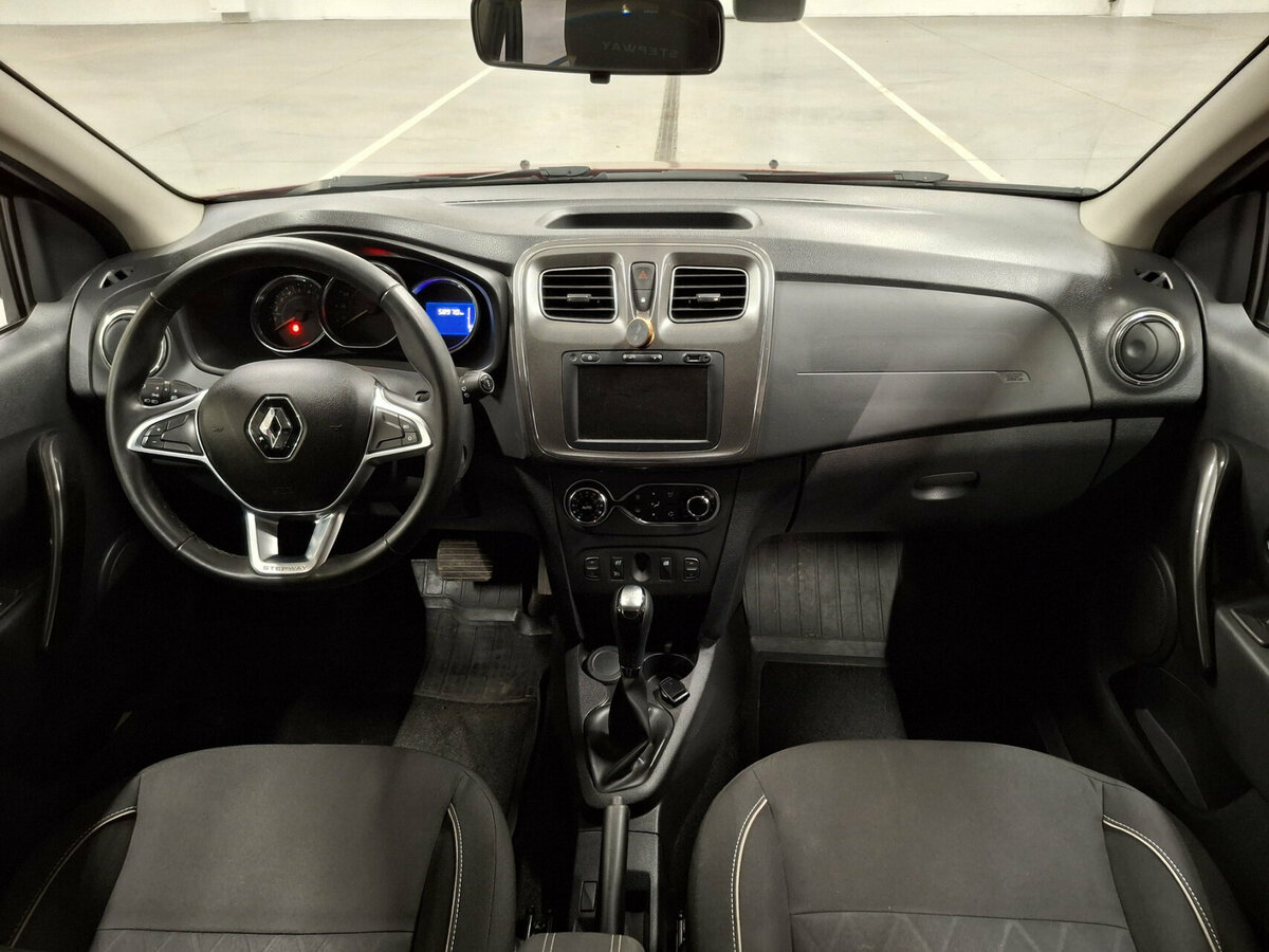 Купить Renault Sandero с пробегом. Фото: #13