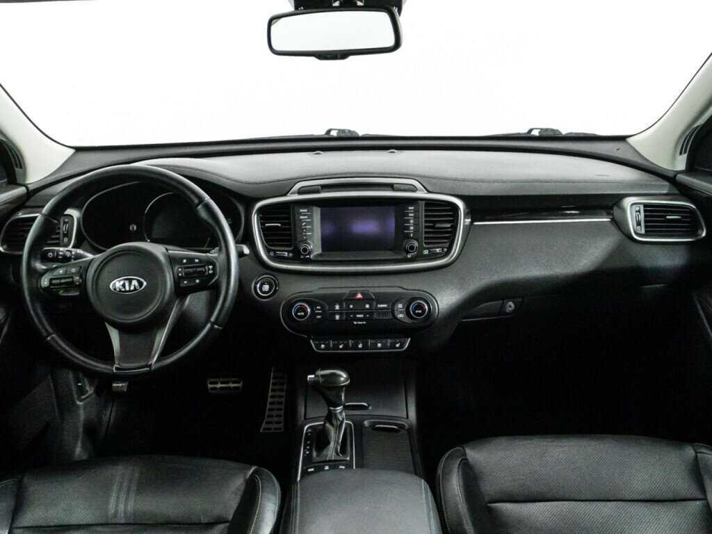 Купить Kia Sorento с пробегом. Фото: #12