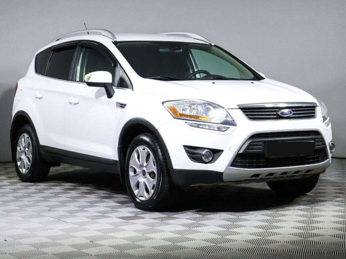 Купить Ford Kuga с пробегом. Фото: #2