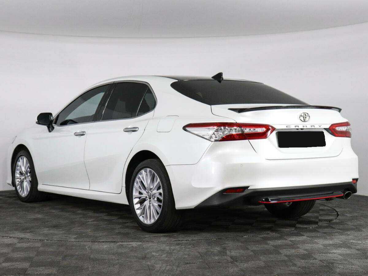 Купить Toyota Camry с пробегом. Фото: #5