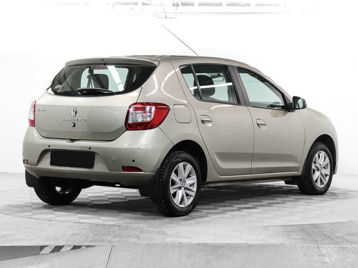 Купить Renault Sandero с пробегом. Фото: #4