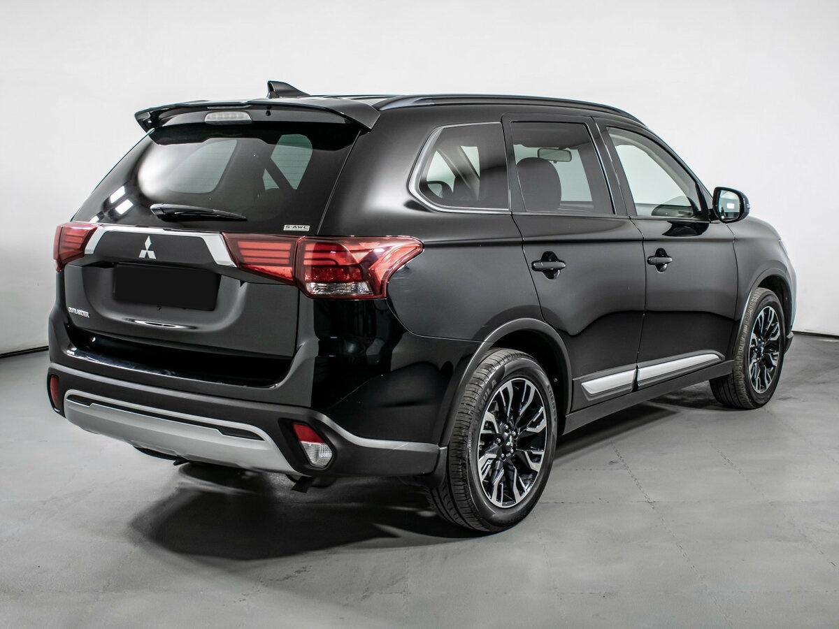 Купить Mitsubishi Outlander с пробегом. Фото: #4