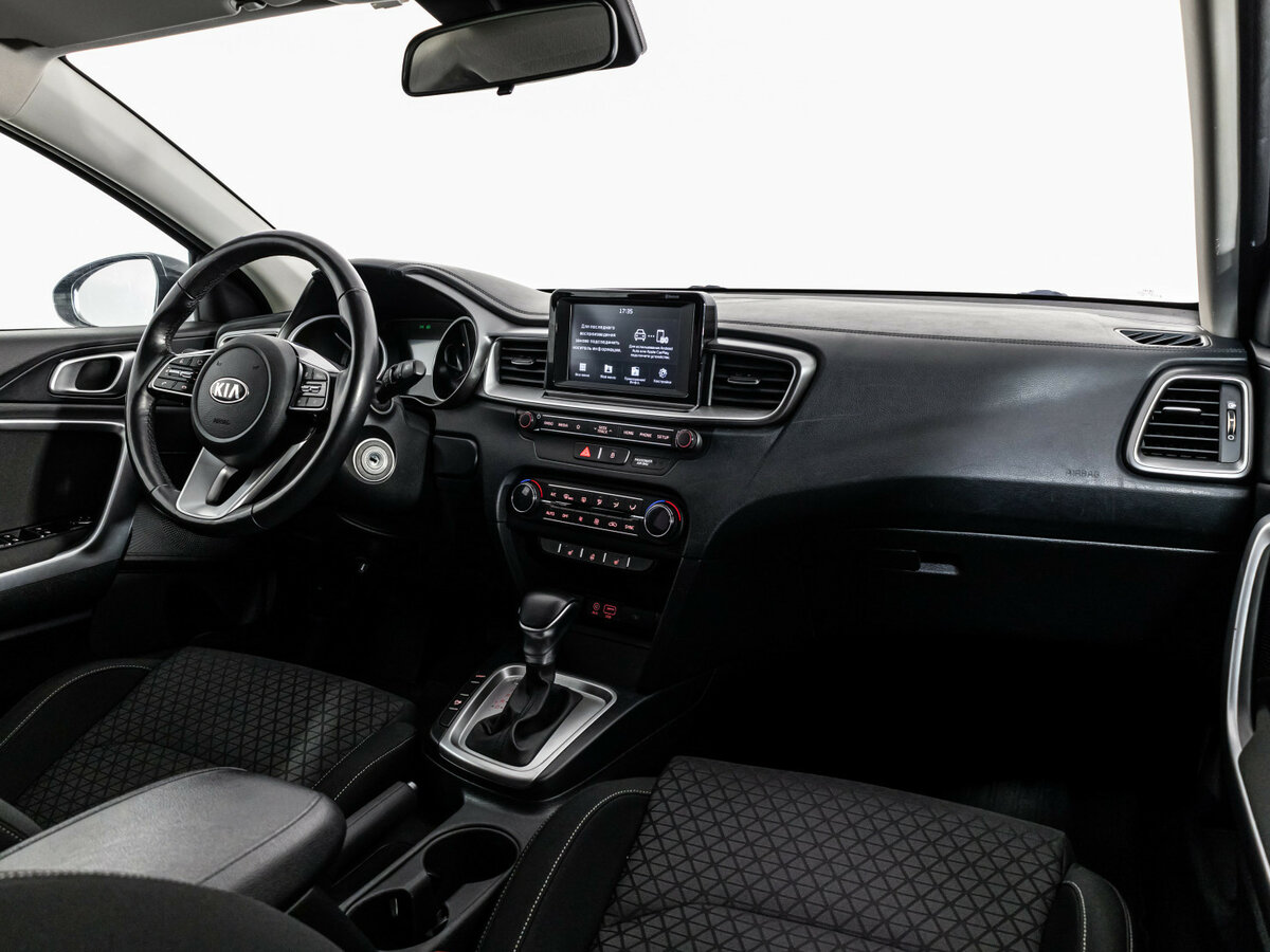 Купить Kia Ceed с пробегом. Фото: #6