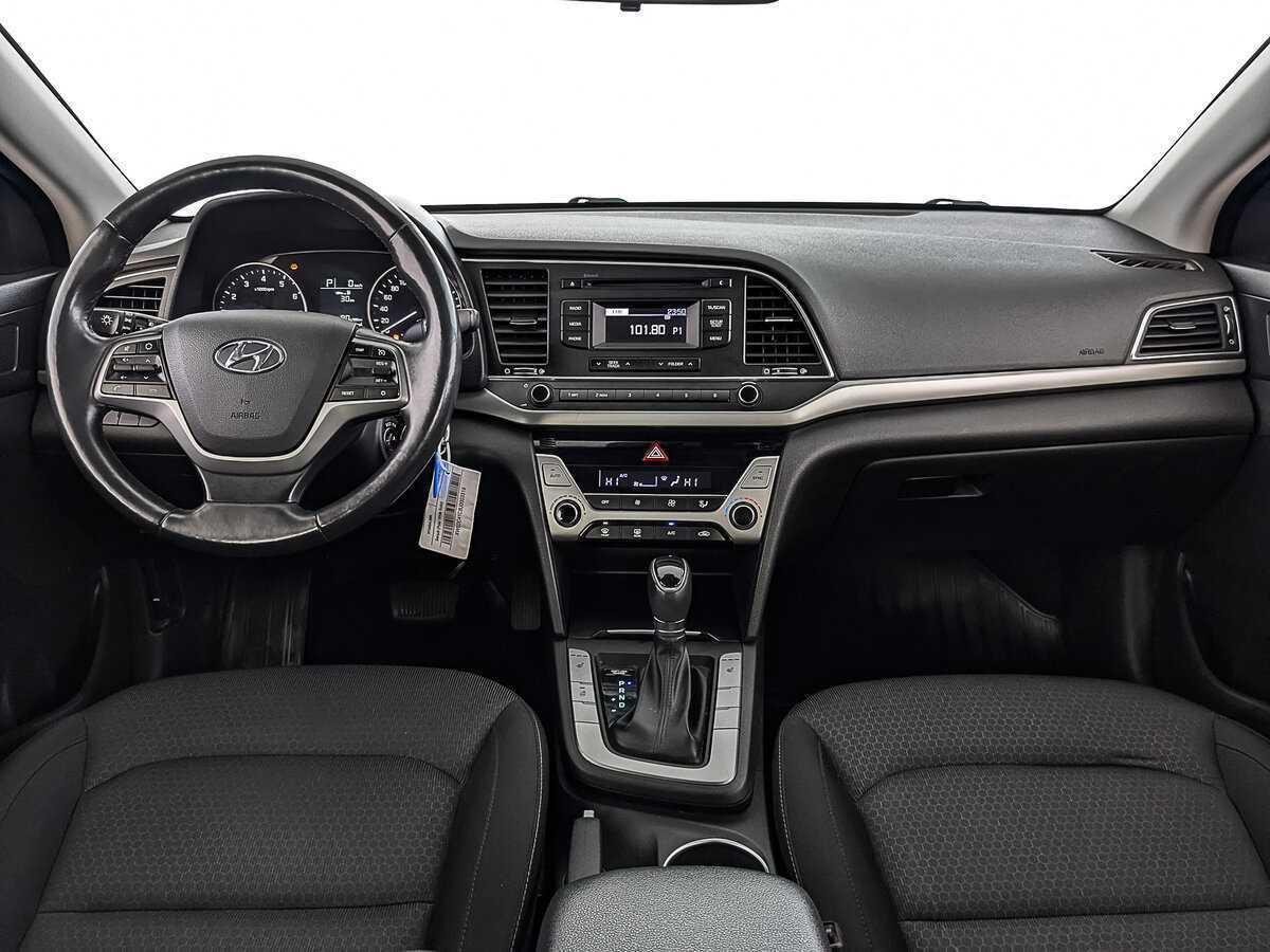 Купить Hyundai Elantra с пробегом. Фото: #13