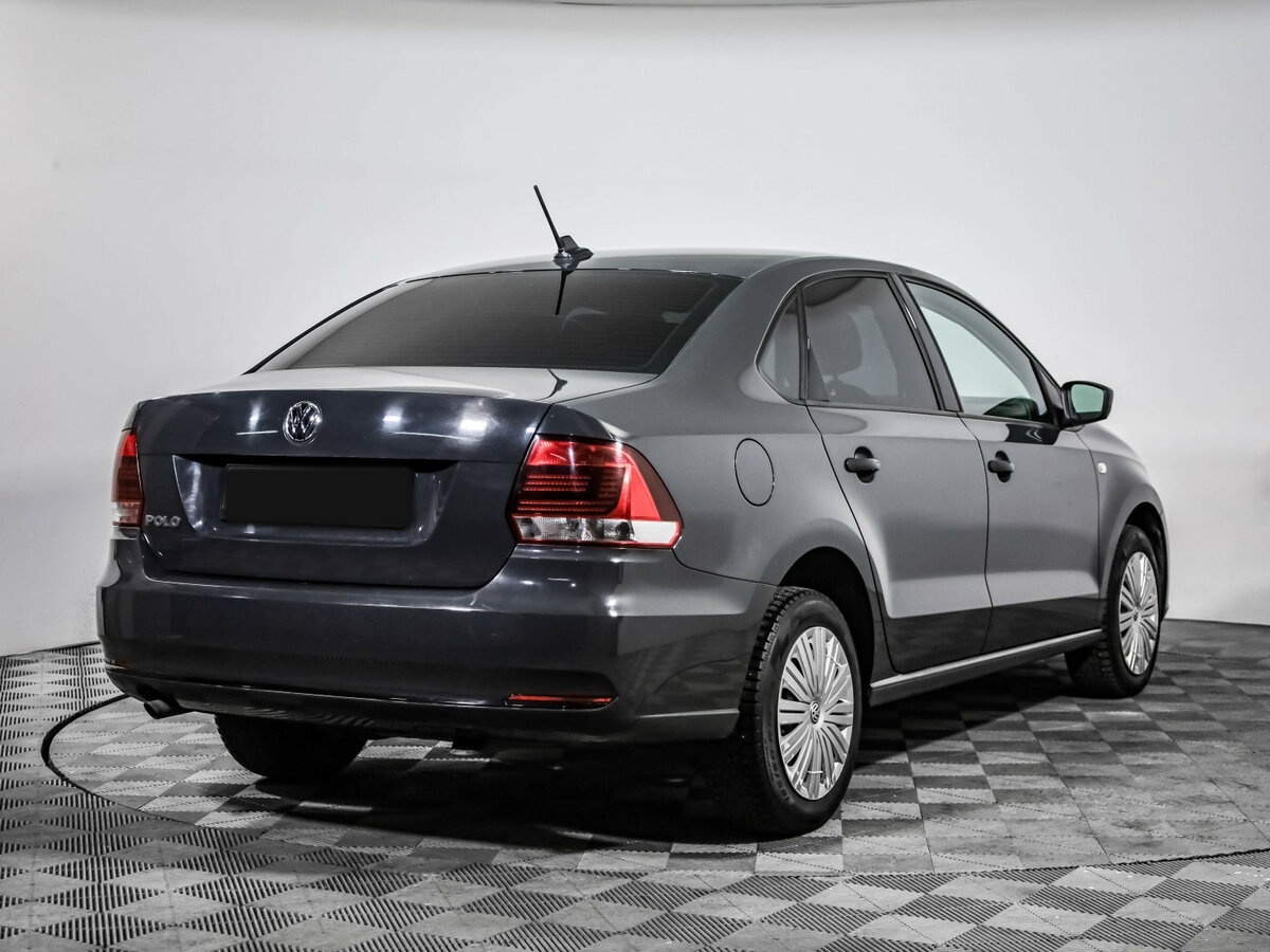 Купить Volkswagen Polo с пробегом. Фото: #3