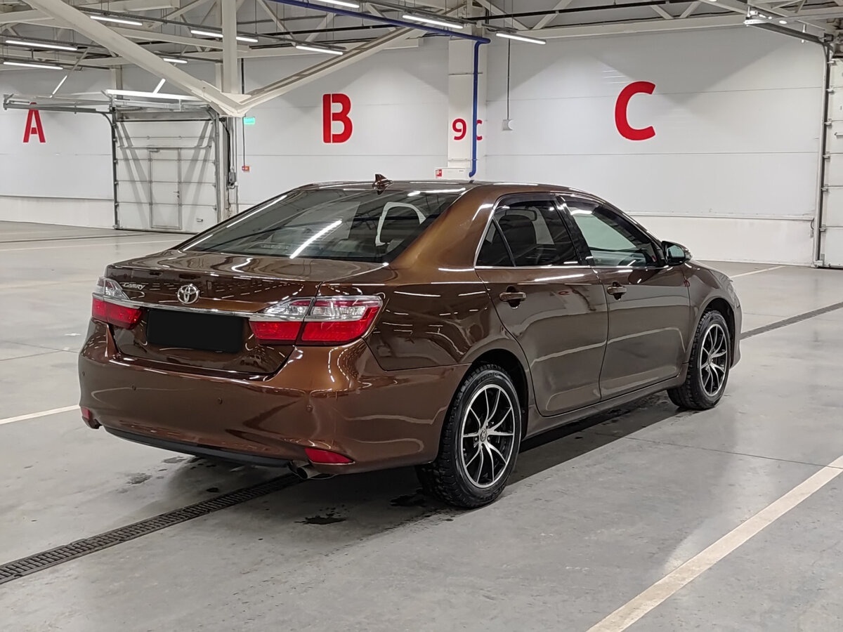 Купить Toyota Camry с пробегом. Фото: #4