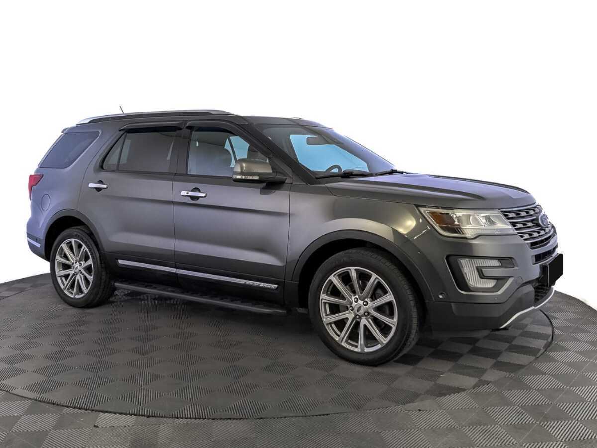 Купить Ford Explorer с пробегом. Фото: #2