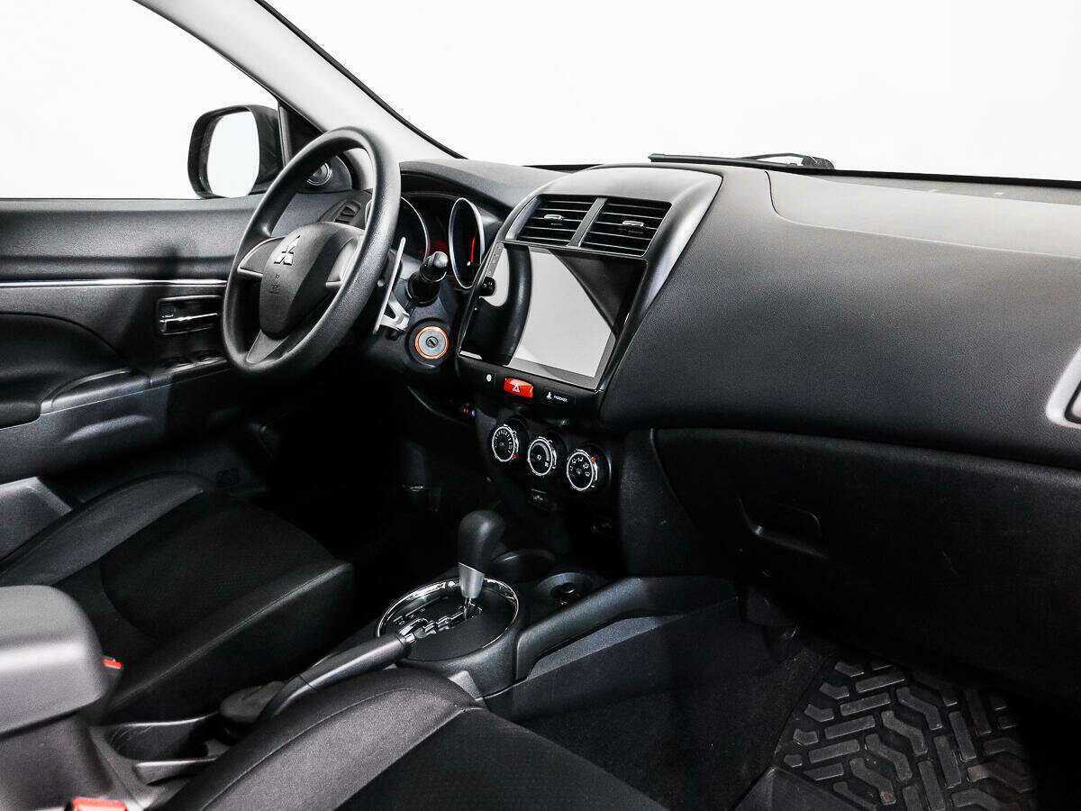 Купить Mitsubishi ASX с пробегом. Фото: #8