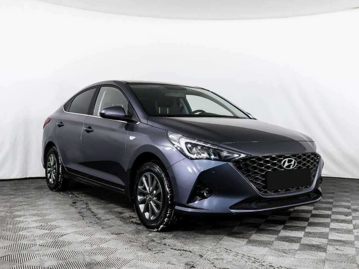 Купить Hyundai Solaris с пробегом. Фото: #2