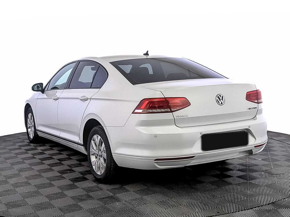 Купить Volkswagen Passat с пробегом. Фото: #6