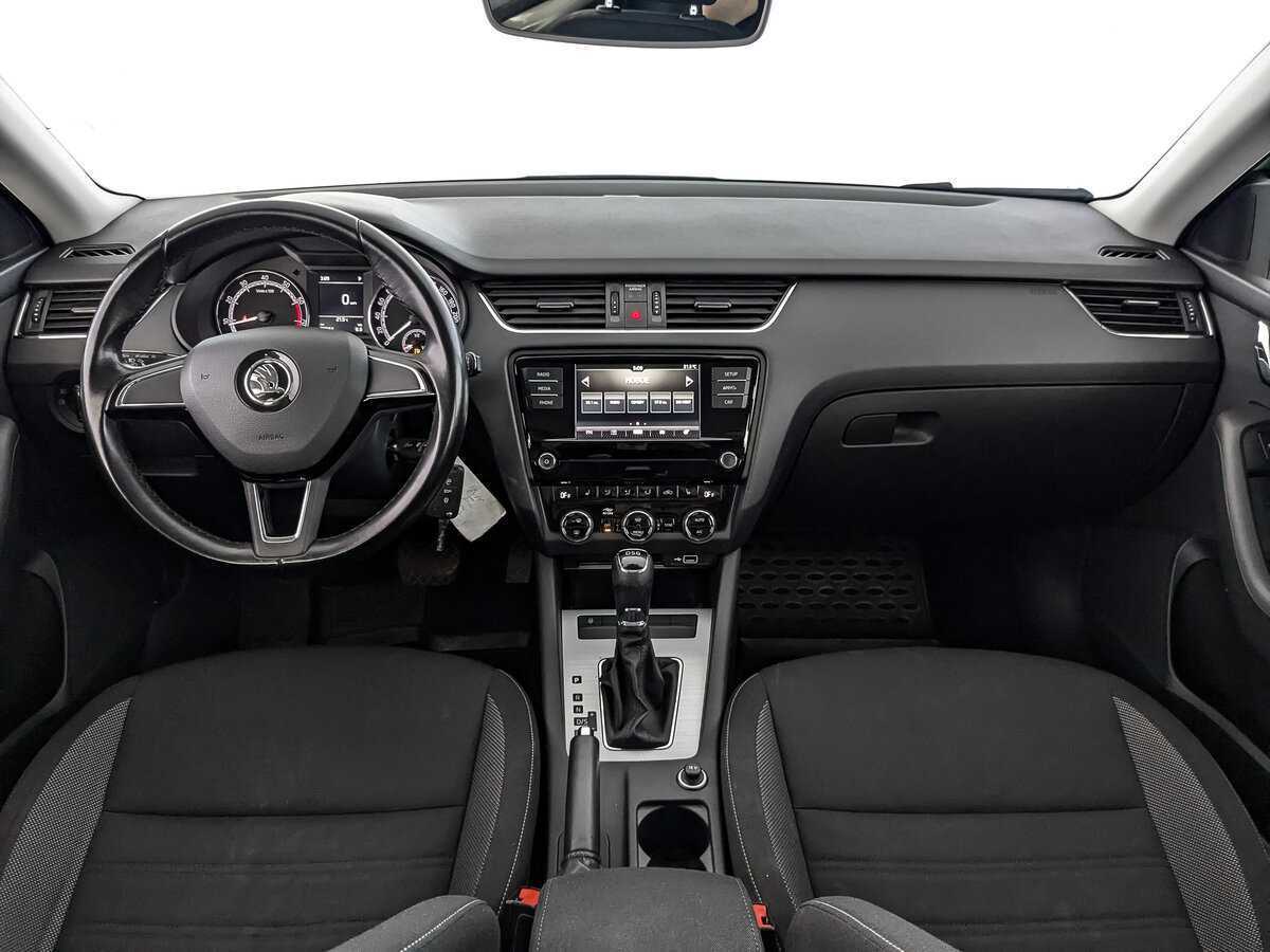 Купить Skoda Octavia с пробегом. Фото: #9