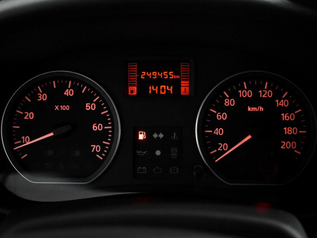 Купить Nissan Almera с пробегом. Фото: #14