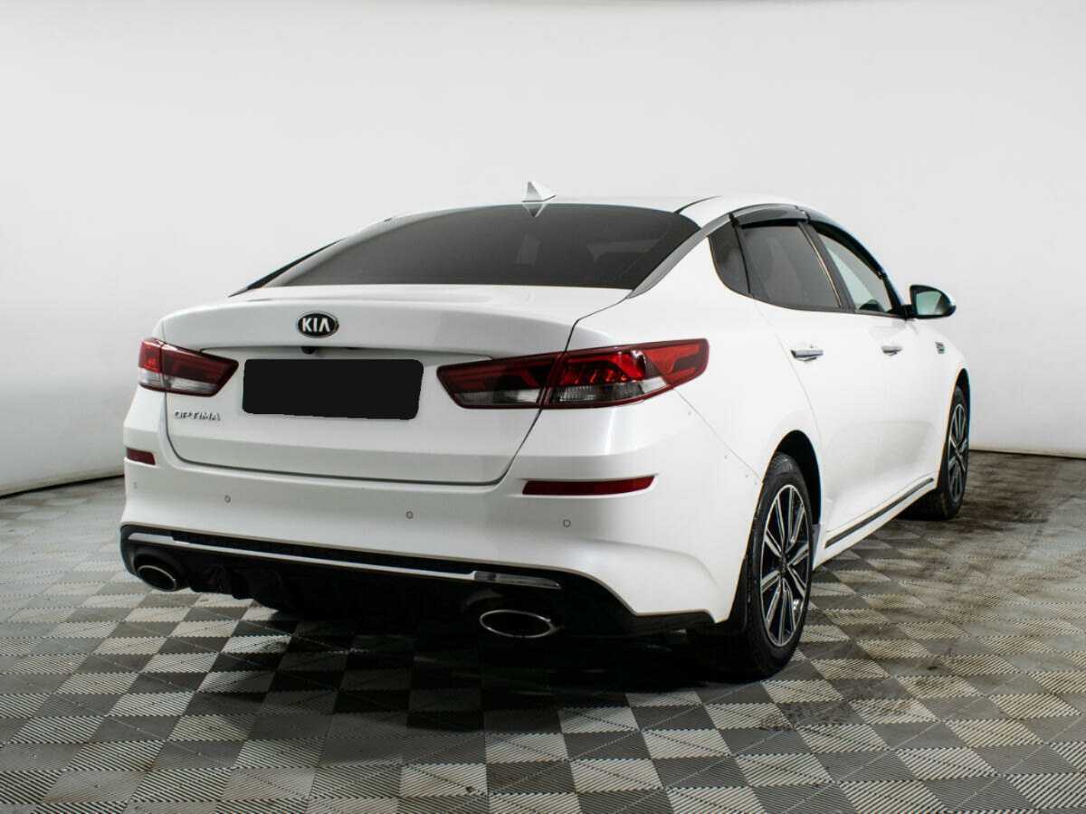 Купить Kia Optima с пробегом. Фото: #3