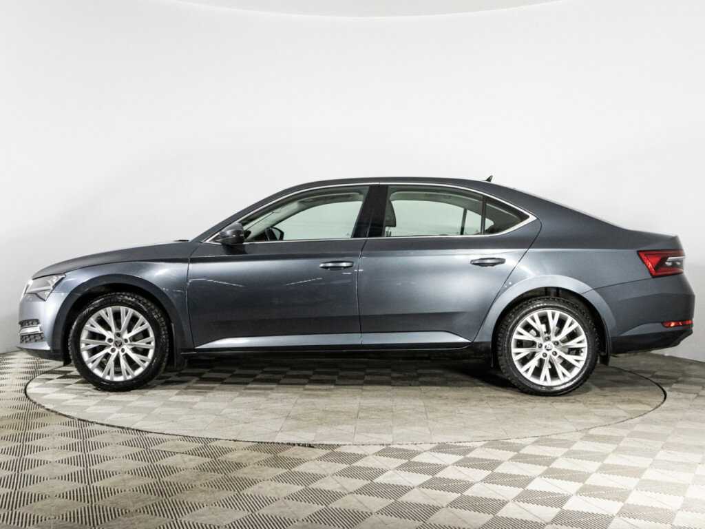 Купить Skoda Superb с пробегом. Фото: #7