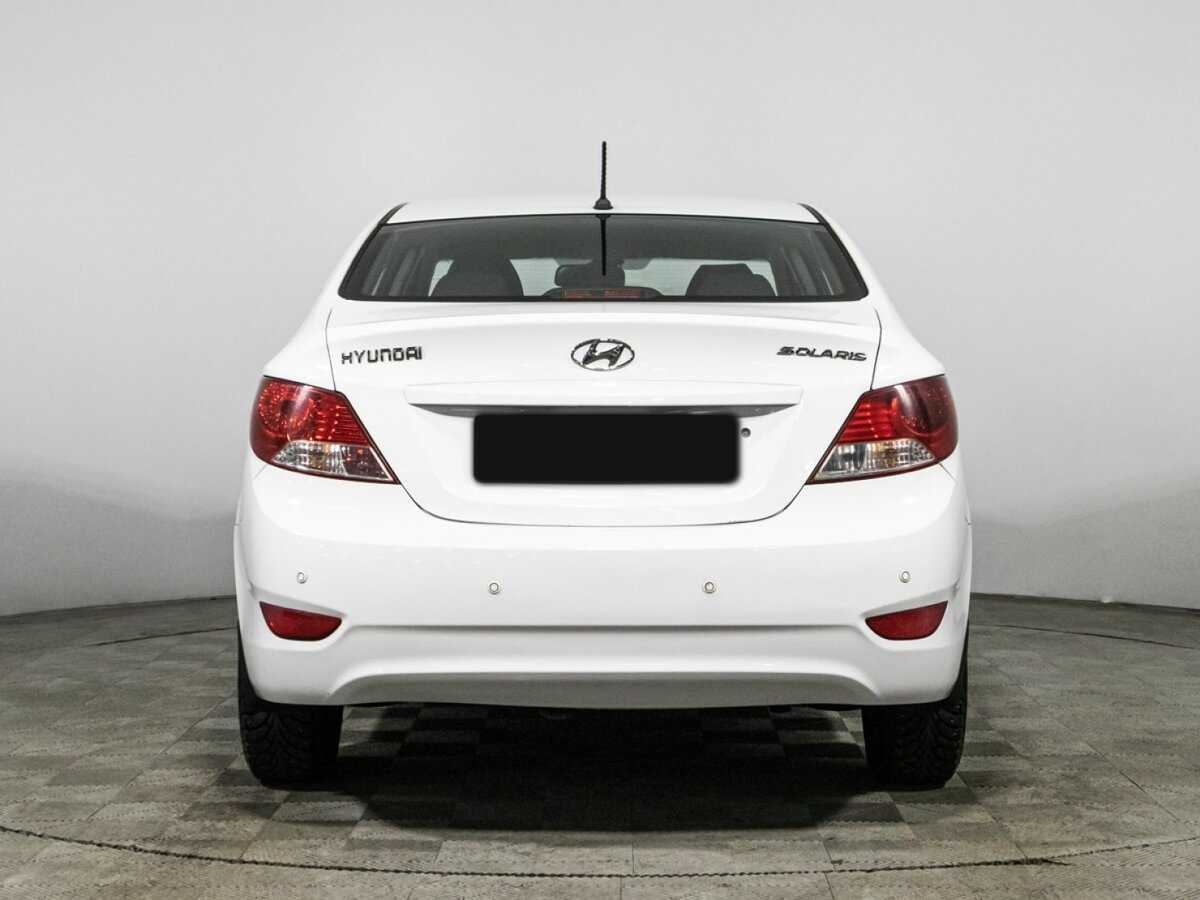 Купить Hyundai Solaris с пробегом. Фото: #5