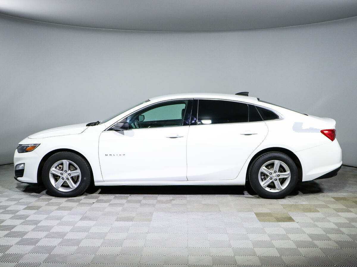 Купить Chevrolet Malibu с пробегом. Фото: #7