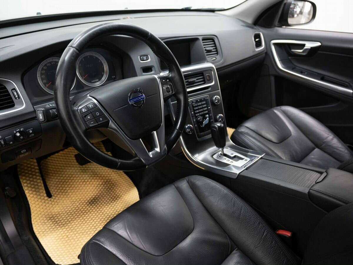 Купить Volvo S60 с пробегом. Фото: #6