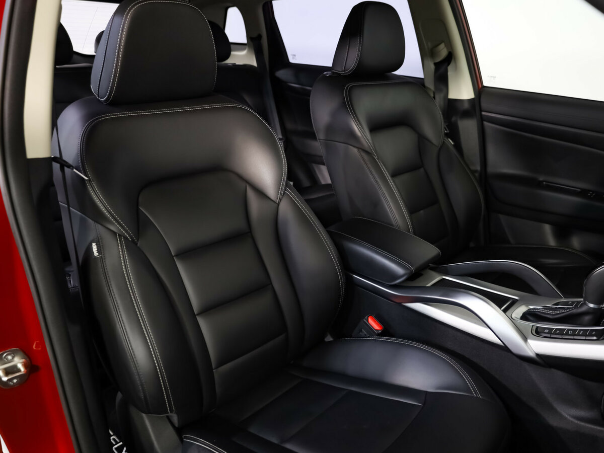 Купить Geely Atlas с пробегом. Фото: #18