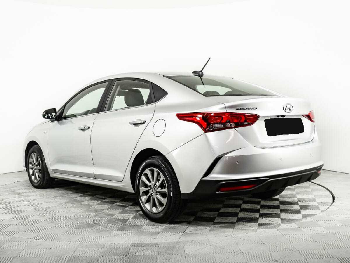 Купить Hyundai Solaris с пробегом. Фото: #6