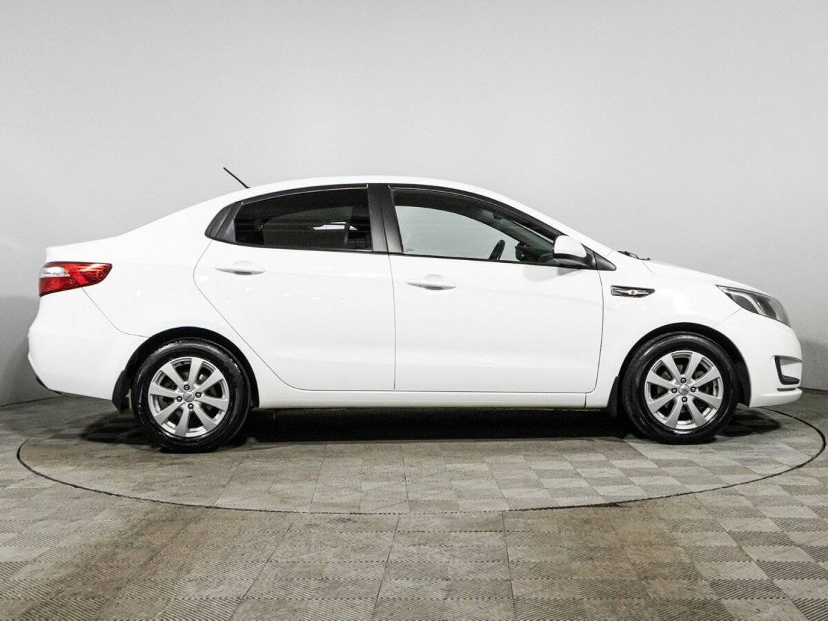 Купить Kia Rio с пробегом. Фото: #3