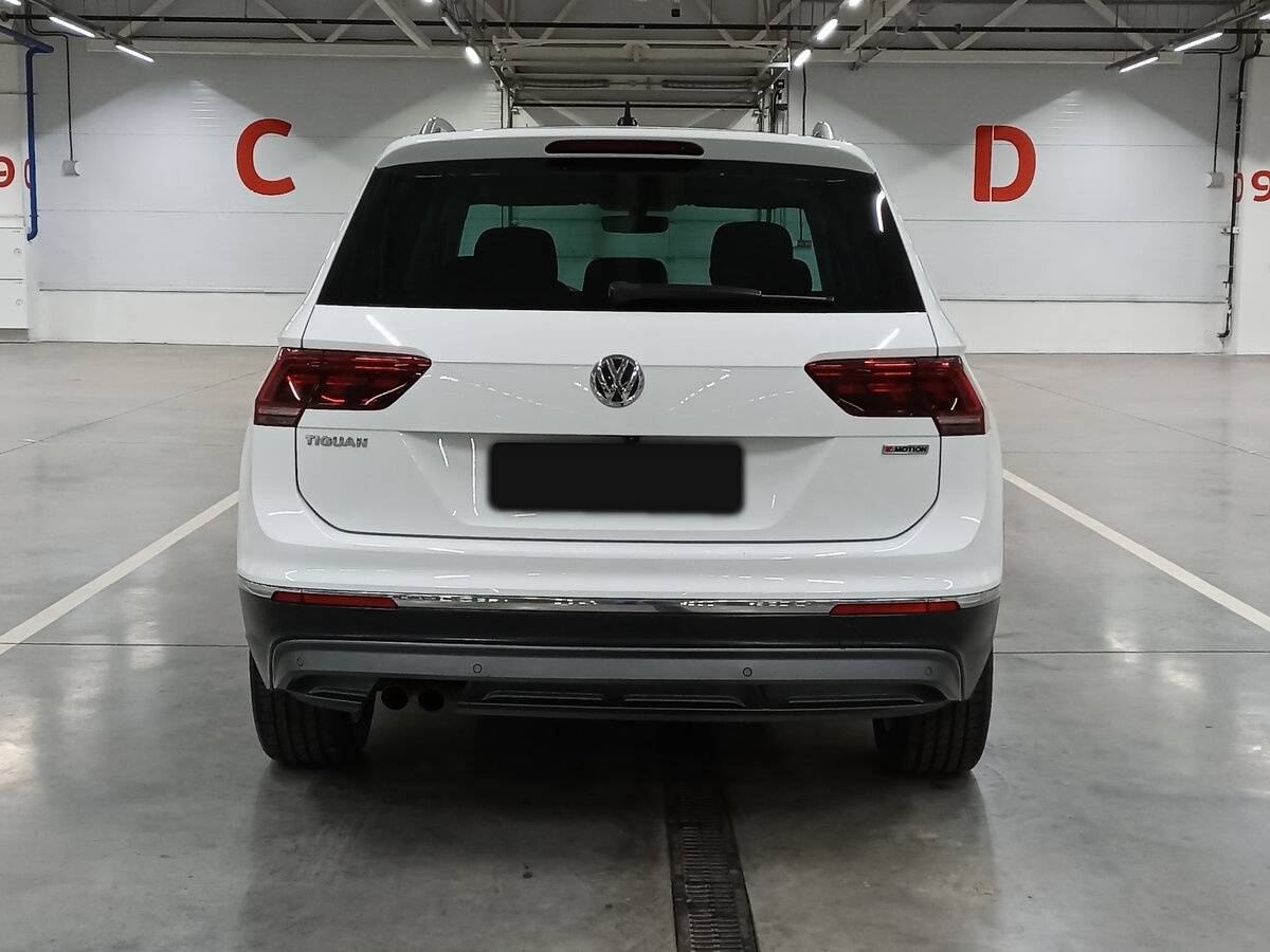 Купить Volkswagen Tiguan с пробегом. Фото: #5