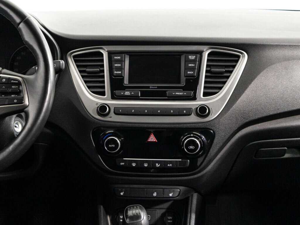 Купить Hyundai Solaris с пробегом. Фото: #13