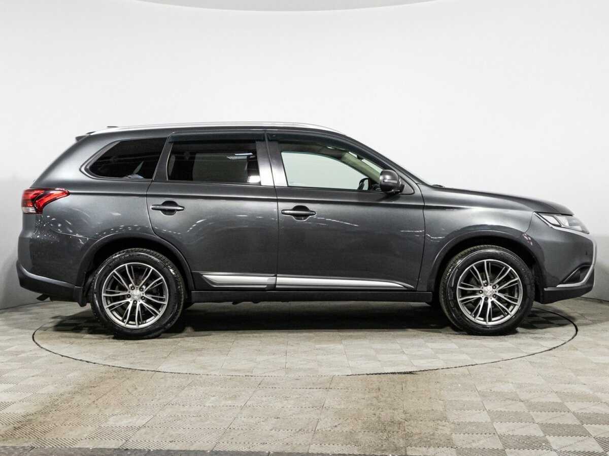 Купить Mitsubishi Outlander с пробегом. Фото: #3